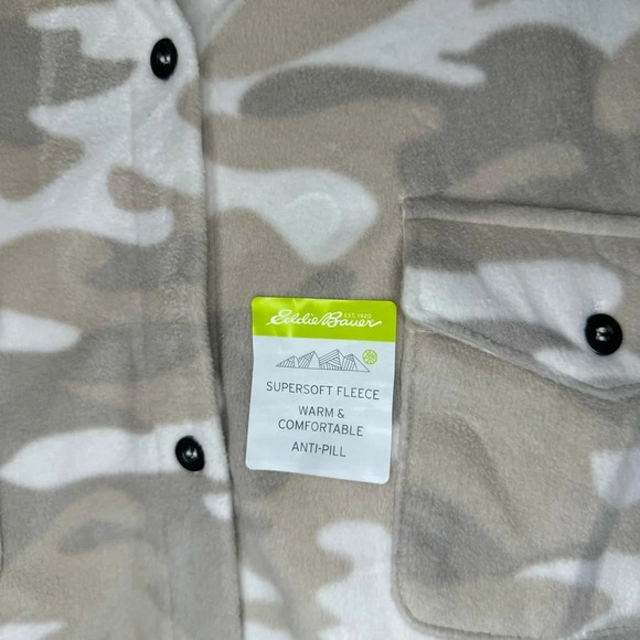 Eddie Bauer Venture Fleece Shacket in Camo - Picture 4 of 9